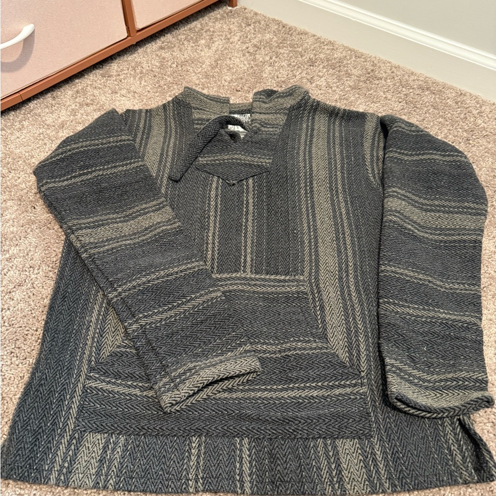Men's Gray Drug Rug